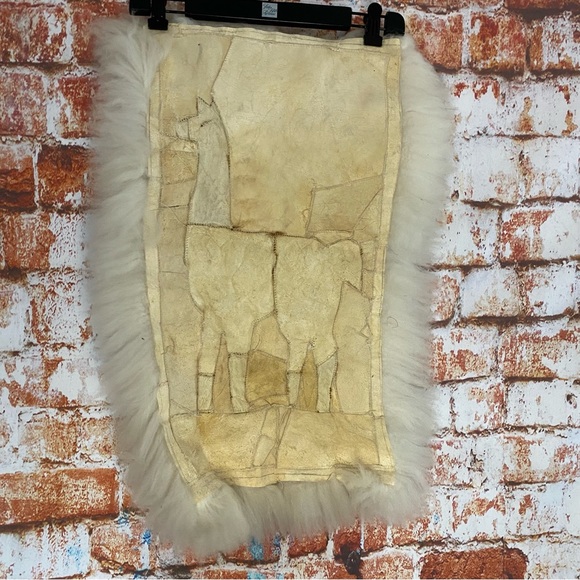 Vintage Peruvian Alpaca Wall Hanging Llama Fur Rug - Picture 4 of 7